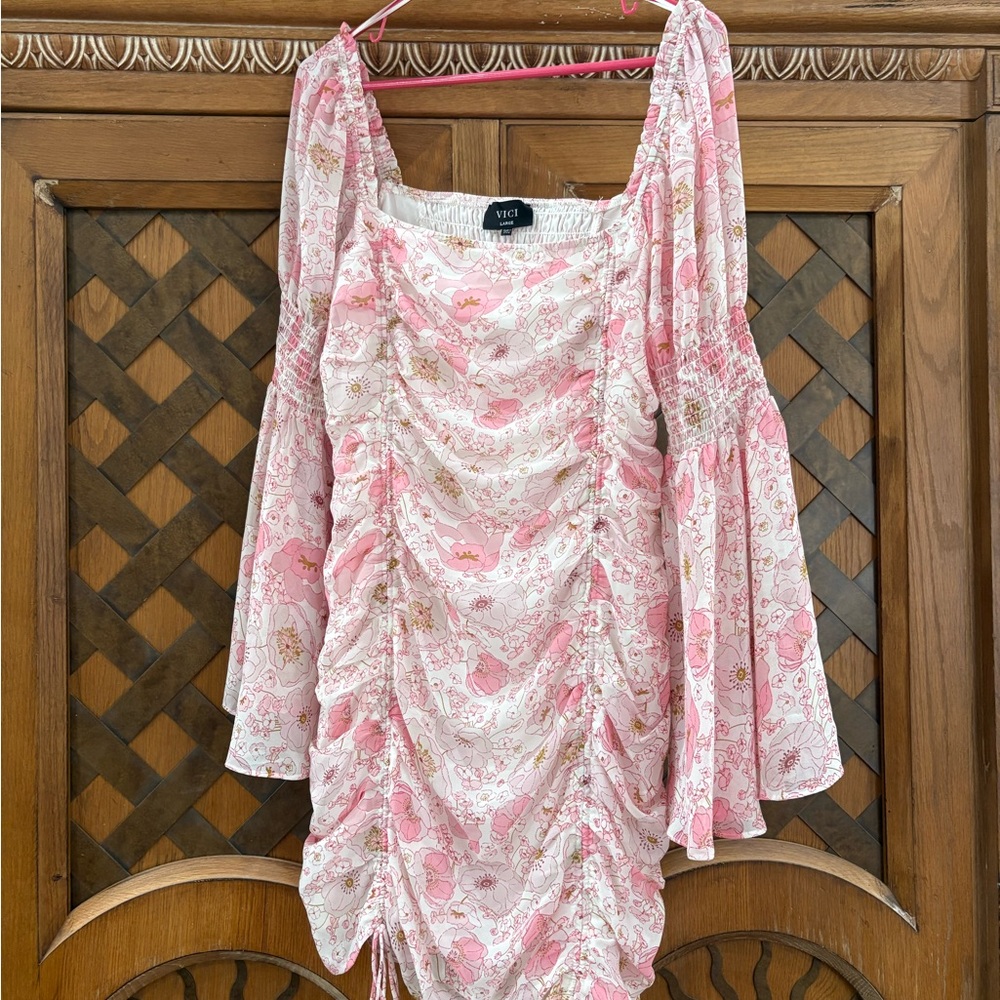 Vici Blush Floral Long Sleeve Dress